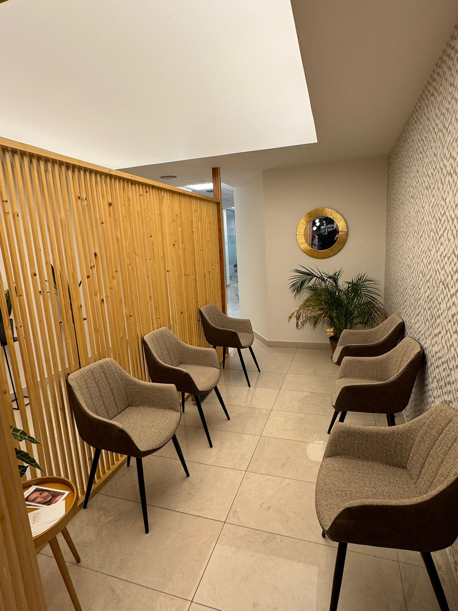 Sala de espera Andromed Girona3